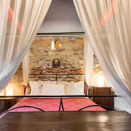 Sambuca Loft * San Romano in Garfagnana